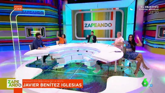 La imitación de Dani Mateo, Cristina Pedroche, Miki Nadal y Lorena Castell a Boticaria García bailando sevillanas La imitación de Dani Mateo, Cristina Pedroche, Miki Nadal y Lorena Castell a Boticaria García bailando sevillanas