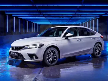 El nuevo Honda Civic híbrido llegará en otoño a España El nuevo Honda Civic híbrido llegará en otoño a España