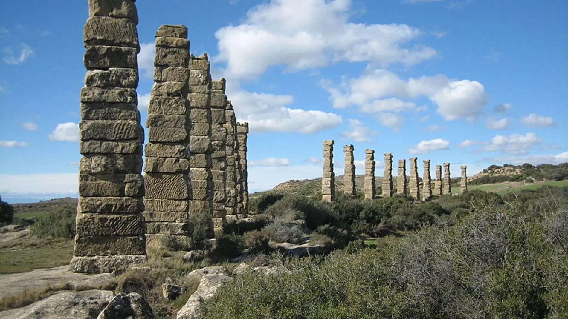 Comarca de las Cinco Villas: 10.000 años de historia, 857 paisajes singulares y 31 municipios