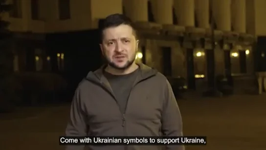 El mensaje de Zelenski para los ciudadanos de fuera de Ucrania: "Haceros ver y oír. Todos juntos para parar la guerra" Ucrania resiste