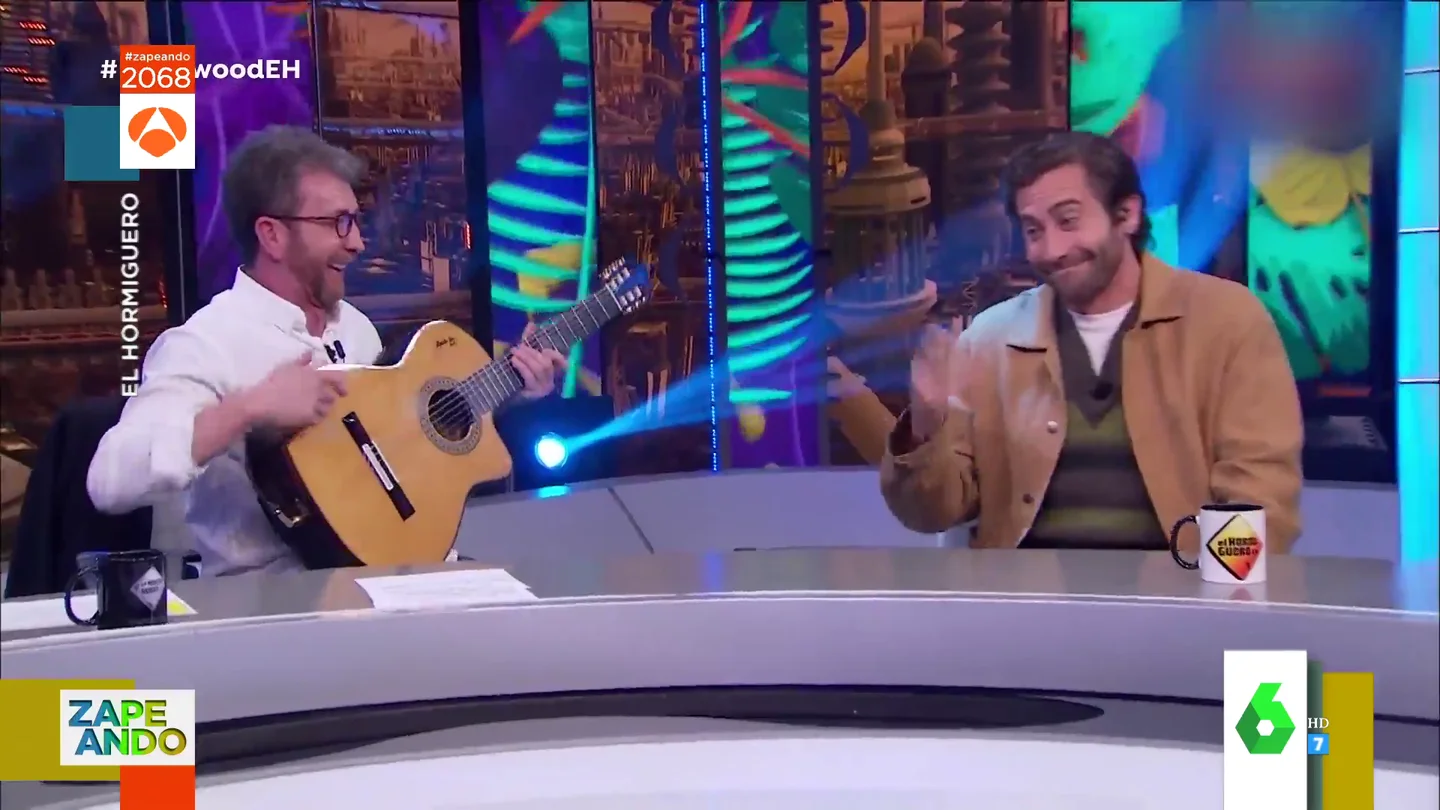 El momentazo de Jake Gyllenhaal cantando 'La Bamba' con Pablo Motos en El Hormiguero El momentazo de Jake Gyllenhaal cantando 'La Bamba' con Pablo Motos en El Hormiguero