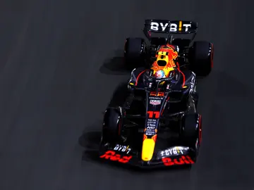 Sergio Pérez se adelanta a Carlos Sainz y logra su primera Pole Sergio Pérez se adelanta a Carlos Sainz y logra su primera Pole