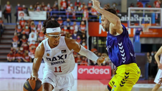 Moneke, ante Llovet Moneke, ante Llovet