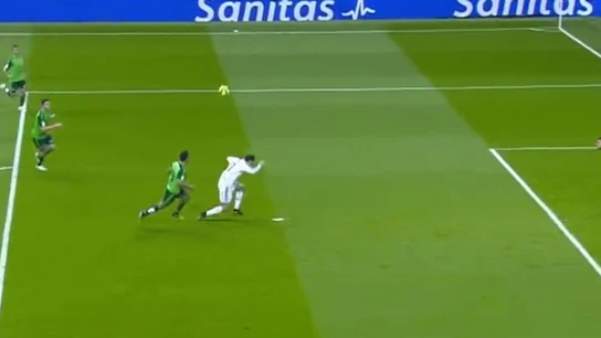 El Celta calienta al madridismo en la noche de los Oscars: recatan un 'piscinazo' de Cristiano en 2014 El Celta calienta al madridismo en la noche de los Oscars: recatan un 'piscinazo' de Cristiano en 2014