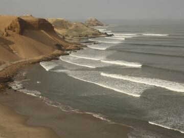 ¿Sabes por qué Chicama, en Perú, es el destino soñado de muchos amantes del surf?