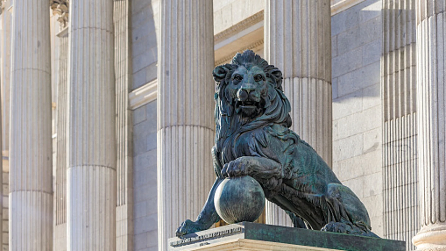 ¿Cómo se llaman los leones del Congreso? ¿Cómo se llaman los leones del Congreso?