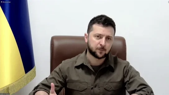 Zelenski recuerda a España la Guerra Civil para reclamar más ayuda contra Rusia: "Parece que estamos en 1937" Zelenski recuerda a España la Guerra Civil para reclamar más ayuda contra Rusia: "Parece que estamos en 1937"