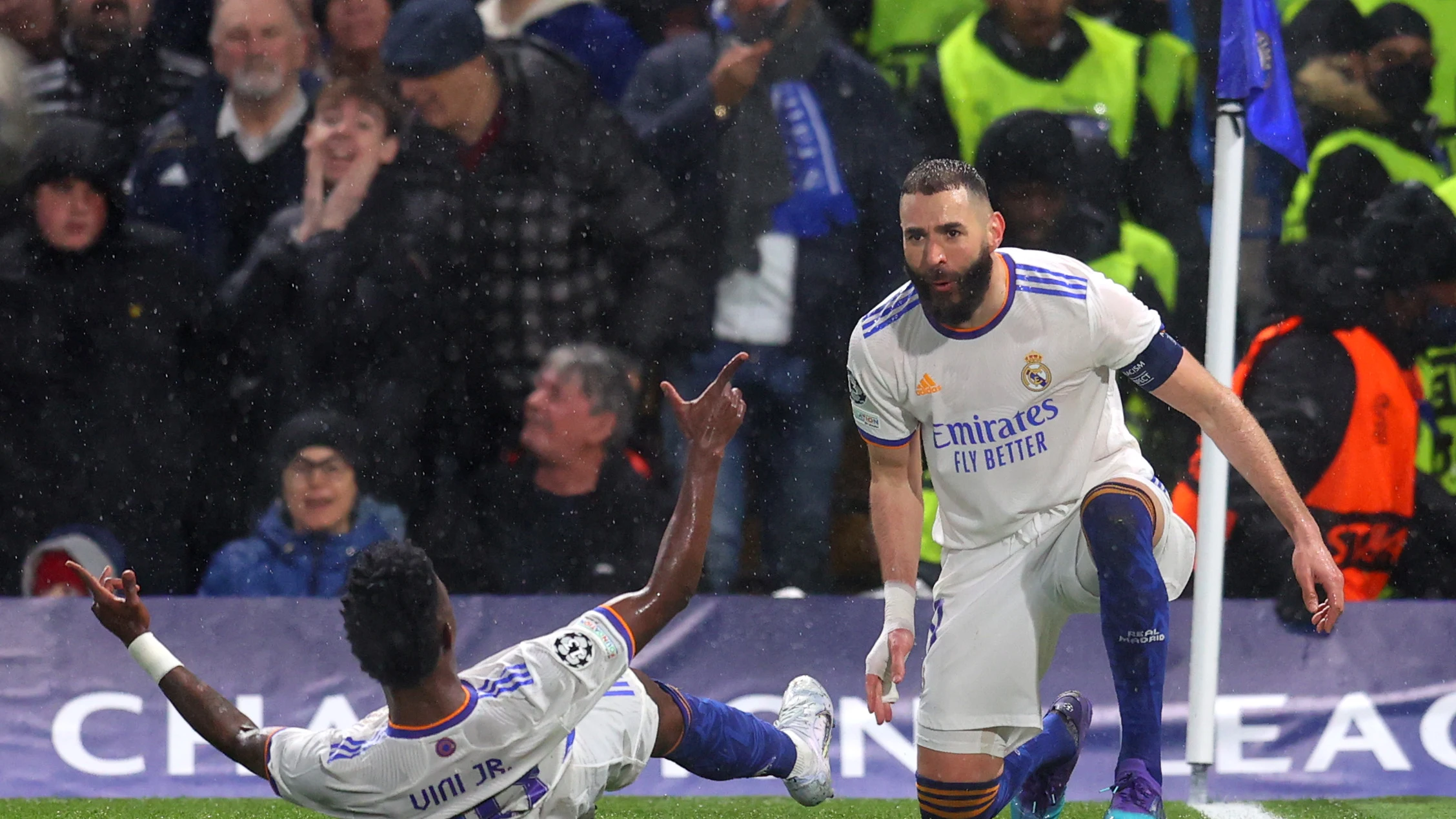 Vinicius y Benzema