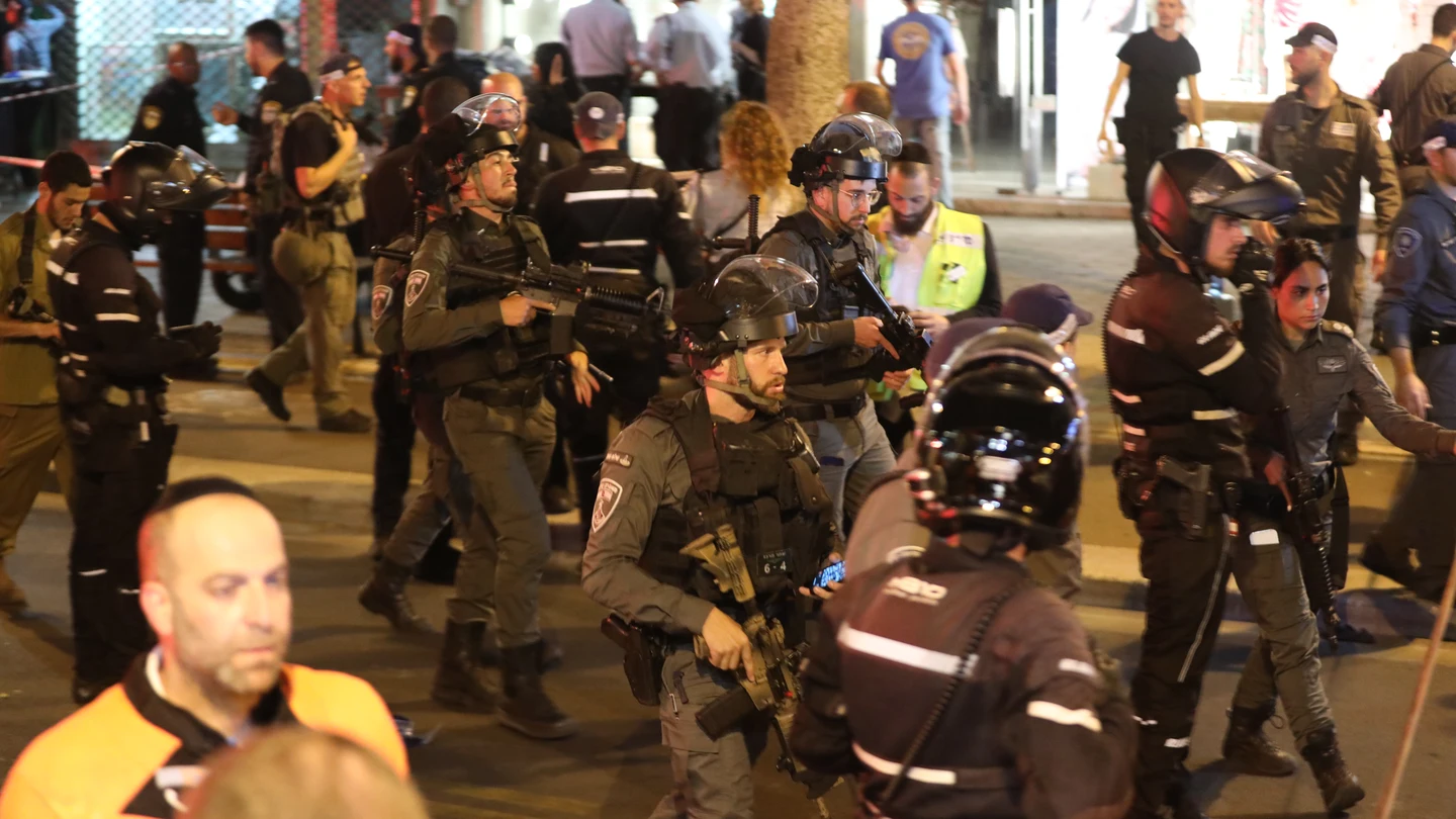 Al menos dos muertos y diez heridos en un tiroteo en el centro de Tel Aviv, Israel Al menos dos muertos y diez heridos en un tiroteo en el centro de Tel Aviv, Israel