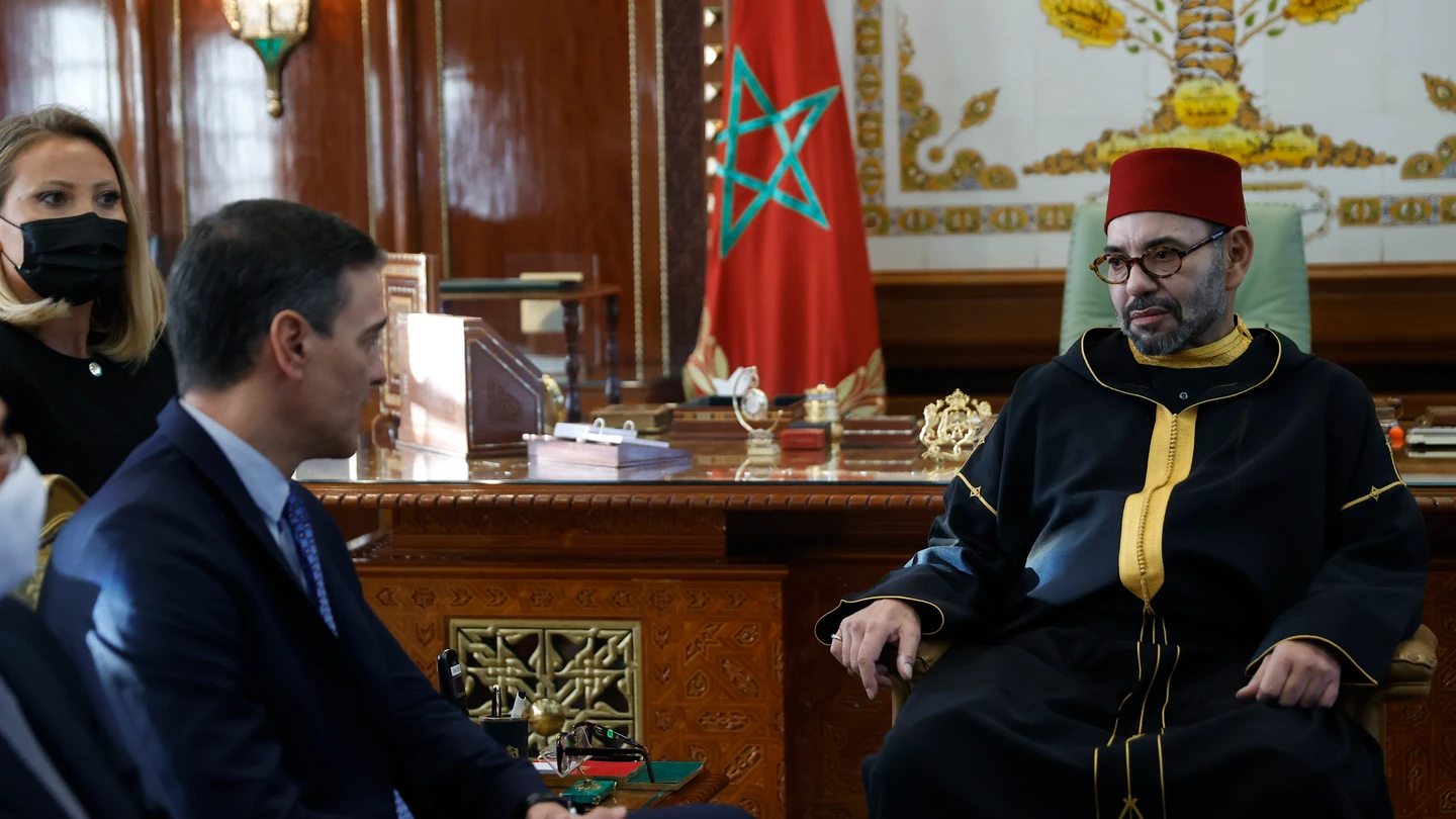 Encuentro entre Pedro Sánchez, presidente del Gobierno, y el rey de Marruecos, Mohamed VI, en Rabat Encuentro entre Pedro Sánchez, presidente del Gobierno, y el rey de Marruecos, Mohamed VI, en Rabat