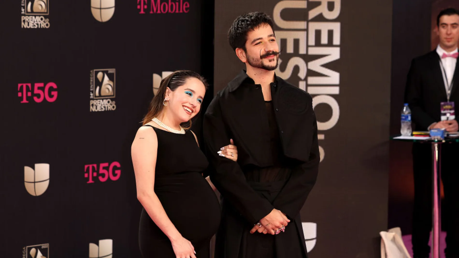 Evaluna Montaner y Camilo asisten a la 34ª Edición del Premio Lo Nuestro a la Música Latina de Univision en FTX Arena el 24 de febrero de 2022 en Miami, Florida.