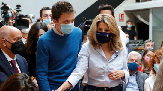 La vicepresidenta segunda y ministra de Trabajo y Economía Social, Yolanda Díaz, junto al portavoz de Más País, Íñigo Errejón La vicepresidenta segunda y ministra de Trabajo y Economía Social, Yolanda Díaz, junto al portavoz de Más País, Íñigo Errejón