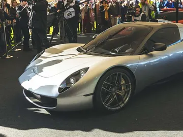 Lujo elevado al cuadrado: el exclusivo T.33 de Gordon Murray elige Goodwood para hacer su presentación en público Lujo elevado al cuadrado: el exclusivo T.33 de Gordon Murray elige Goodwood para hacer su presentación en público