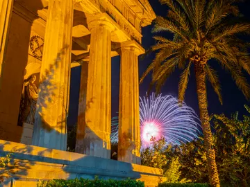 Del 20 al 30 de abril Malta celebra su famoso Festival de Fuegos Artificiales Del 20 al 30 de abril Malta celebra su famoso Festival de Fuegos Artificiales