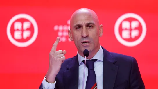 Luis Rubiales en directo en Al Rojo Vivo: "Van a por mí" Luis Rubiales en directo en Al Rojo Vivo: "Van a por mí"