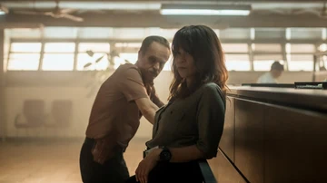 Rosie Pérez interpreta a una insistente investigadora en 'Now & Then'