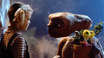 Scene from the movie 'ET the Extra Terrestrial'