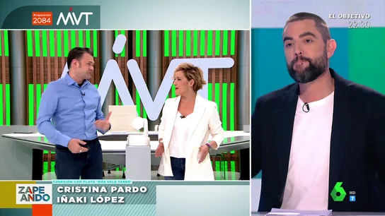 El piropo de Dani Mateo a Iñaki López en directo: "Me gustas hasta con toga" El piropo de Dani Mateo a Iñaki López en directo: "Me gustas hasta con toga"