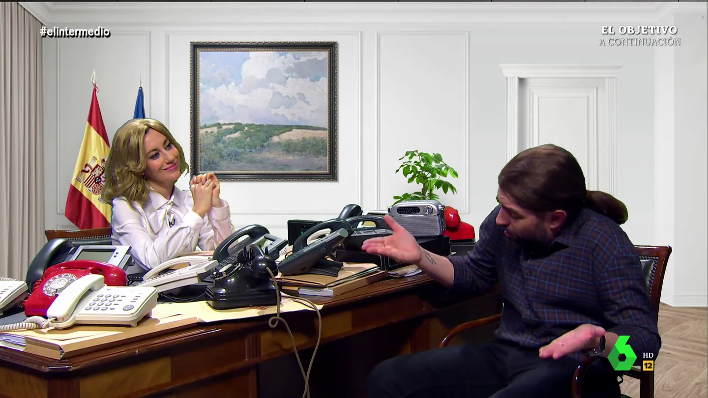 Yolanda Díaz y Pablo Iglesias 'se reencuentran' en El Intermedio: "Si acabas siendo la Rosa Díez de la izquierda, no me vengas con llantos" Yolanda Díaz y Pablo Iglesias 'se reencuentran' en El Intermedio: "Si acabas siendo la Rosa Díez de la izquierda, no me vengas con llantos"