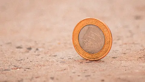 Por qué decimos cara o cruz Por qué decimos cara o cruz