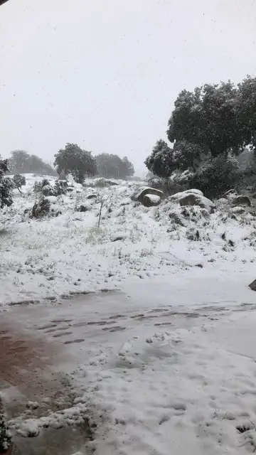 Ávila cubierta de nieve en abril Ávila cubierta de nieve en abril