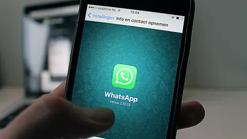 WhatsApp WhatsApp