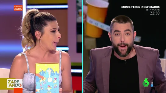El surrealista momento de Dani Mateo hablando "sin dientes" en el plató de Zapeando El surrealista momento de Dani Mateo hablando "sin dientes" en el plató de Zapeando