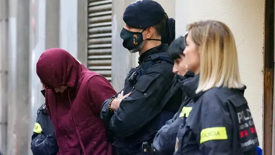 El detenido por la violación de Igualada tenía antecedentes por malos tratos y una denuncia por abusar de su hermana menor El detenido por la violación de Igualada tenía antecedentes por malos tratos y una denuncia por abusar de su hermana menor