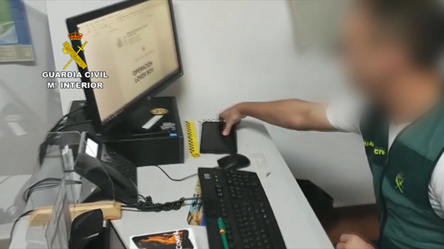 Operación Loverboy: desmantelan una red de estafas amorosas por Internet que invertía el dinero en criptomonedas Operación Loverboy: desmantelan una red de estafas amorosas por Internet que invertía el dinero en criptomonedas