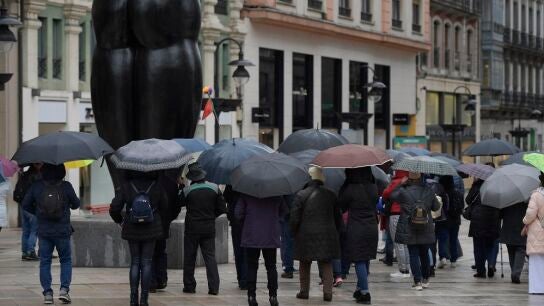 Turistas portugueses en Oviedo