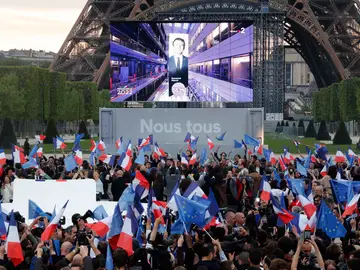 Macron, el &#39;outsider&#39; que prorrogará cinco años más su &quot;revolución democrática&quot; al frente del Elíseo