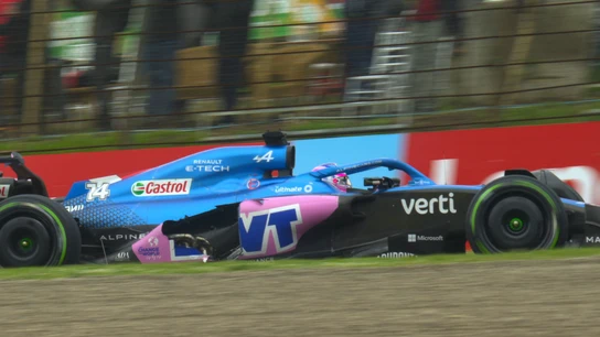 Fernando Alonso, sin medio coche Fernando Alonso, sin medio coche