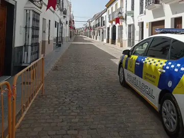 Un coche de Policía Local de La Puebla de Cazalla