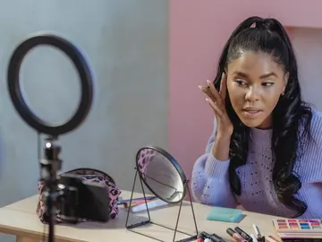 Cómo tener un aro de luz incorporado en el móvil Cómo tener un aro de luz incorporado en el móvil