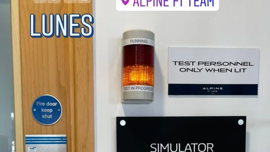 Fernando Alonso en el simulador Fernando Alonso en el simulador