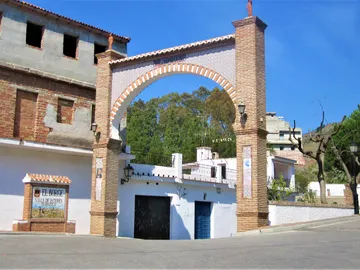 Arco de la Pasa: historia de uno de los arcos más importantes de Andalucía Arco de la Pasa: historia de uno de los arcos más importantes de Andalucía