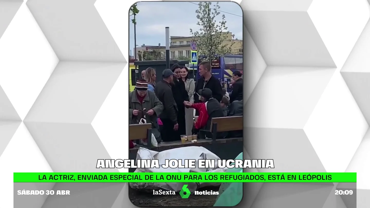 Angelina Jolie Angelina Jolie