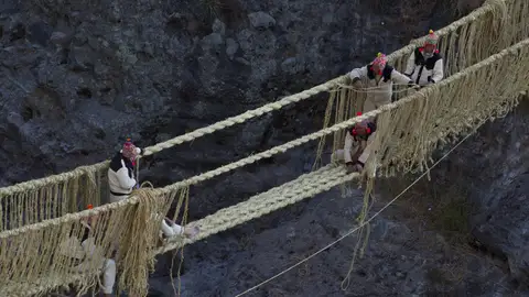 Puente colgante Q'eswachaka Puente colgante Q'eswachaka