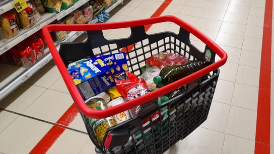 Estos supermercados que más han subido sus precios, las causas y posibles medidas, según la OCU La cesta de la compra