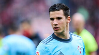 Santi Mina