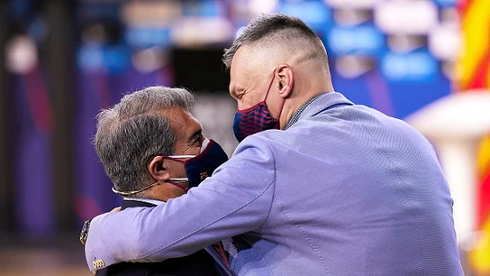 Sarunas Jasikevicius y Joan Laporta Sarunas Jasikevicius y Joan Laporta