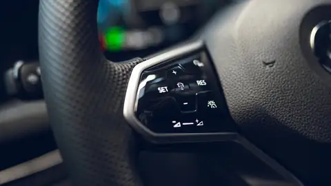 Control de crucero en un Volkswagen Golf GTE  Control de crucero en un Volkswagen Golf GTE
