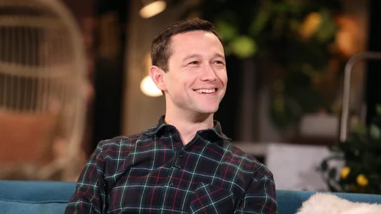 Joseph Gordon-Levitt sigue metido de lleno en el mundo de la actuación. Joseph Gordon-Levitt sigue metido de lleno en el mundo de la actuación.