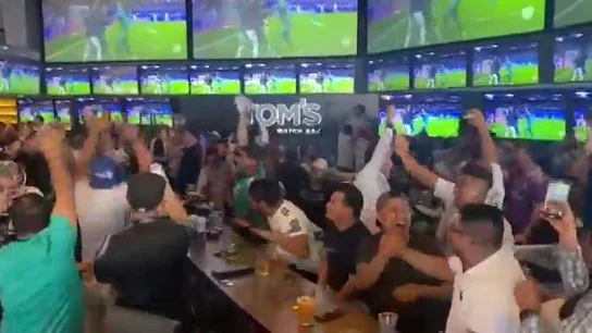 Locura total en Los Ángeles con la remontada del Real Madrid ante el Manchester City Locura total en Los Ángeles con la remontada del Real Madrid ante el Manchester City