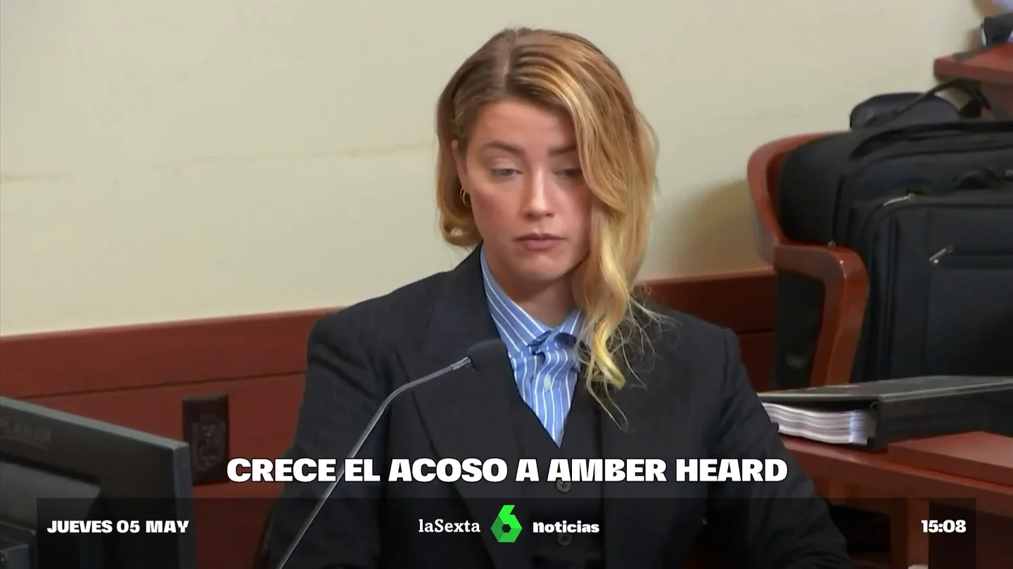 Amber Heard asegura que Johnny Depp amenazó con matarla durante una discusión: "Me agarró por el cuello y me dijo que era una vergüenza" Amber Heard asegura que Johnny Depp amenazó con matarla durante una discusión: "Me agarró por el cuello y me dijo que era una vergüenza"