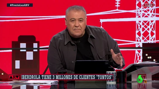Ferreras responde al presidente de Iberdrola mostrándole "quienes son los tontos": "Tienes que tener la tarifa regulada para aspirar al bono social" Ferreras responde al presidente de Iberdrola mostrándole "quienes son los tontos": "Tienes que tener la tarifa regulada para aspirar al bono social"