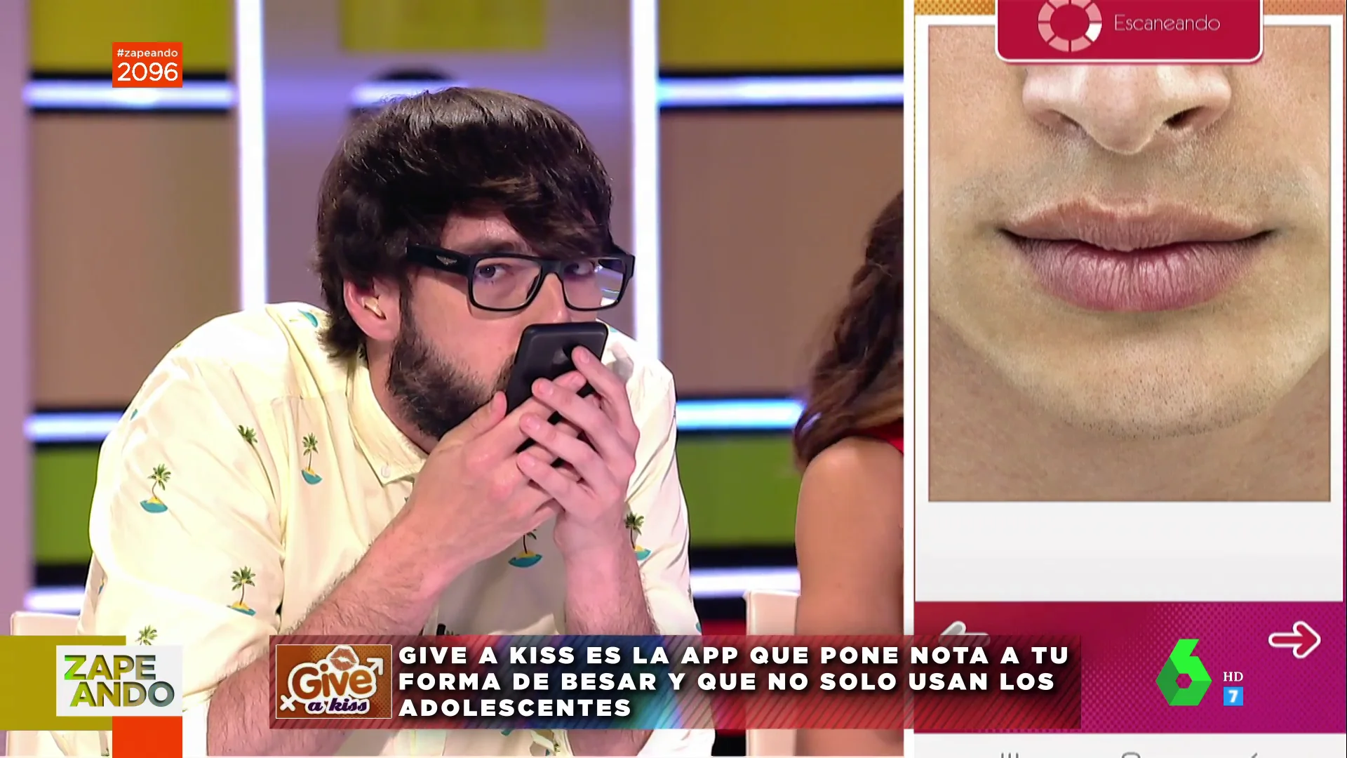 Quique Peinado prueba una app de besos