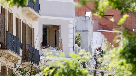 Una fuerte explosión en el ático de un edificio de cuatro plantas en la calle General Pardiñas esquina con calle Ayala Una fuerte explosión en el ático de un edificio de cuatro plantas en la calle General Pardiñas esquina con calle Ayala