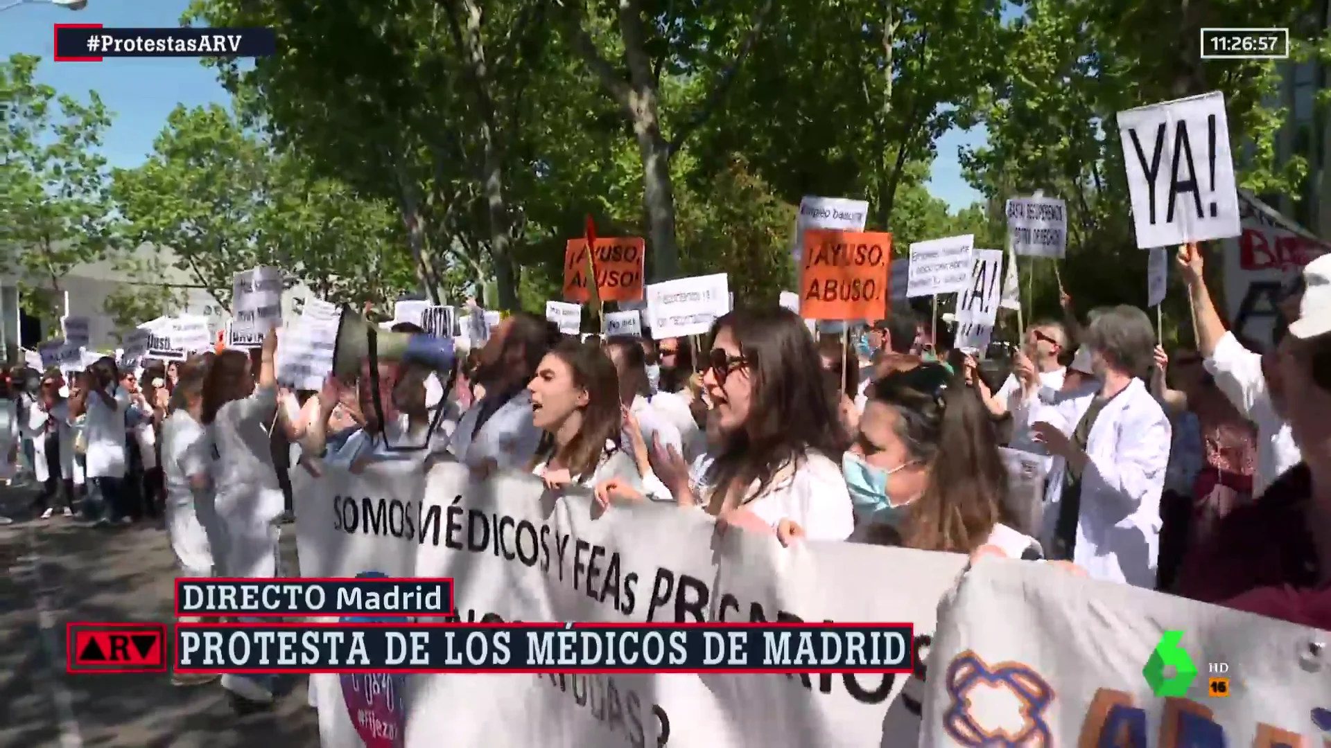 Miles de médicos de Madrid, en huelga contra la alta temporalidad Miles de médicos de Madrid, en huelga contra la alta temporalidad