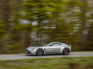 Aston Martin V12 Vantage Aston Martin V12 Vantage